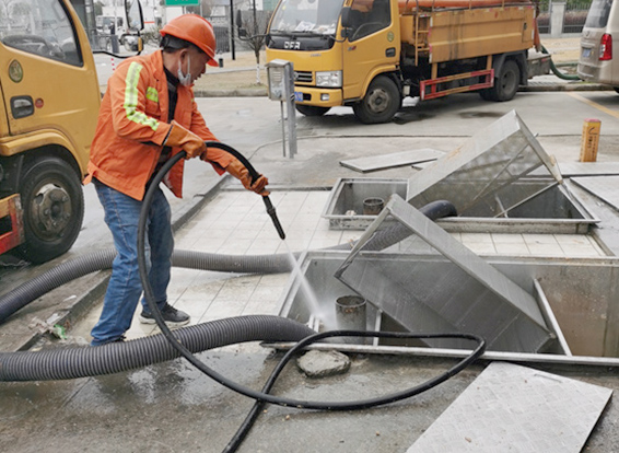 达坂城隔油池清理